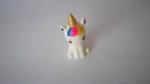 Squishy Unicornio blanco cuerno dorado - Imagen 2