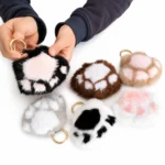 Llavero Patita de Gato Kawaii Peluche Suave 10 cm varios colores Fiorlla