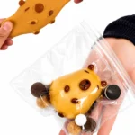 Squishy capibara antiestrés sensorial con bolsa reutilizable